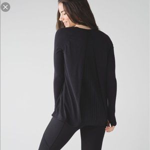 LULULEMON Making Moves Pleated Back Top